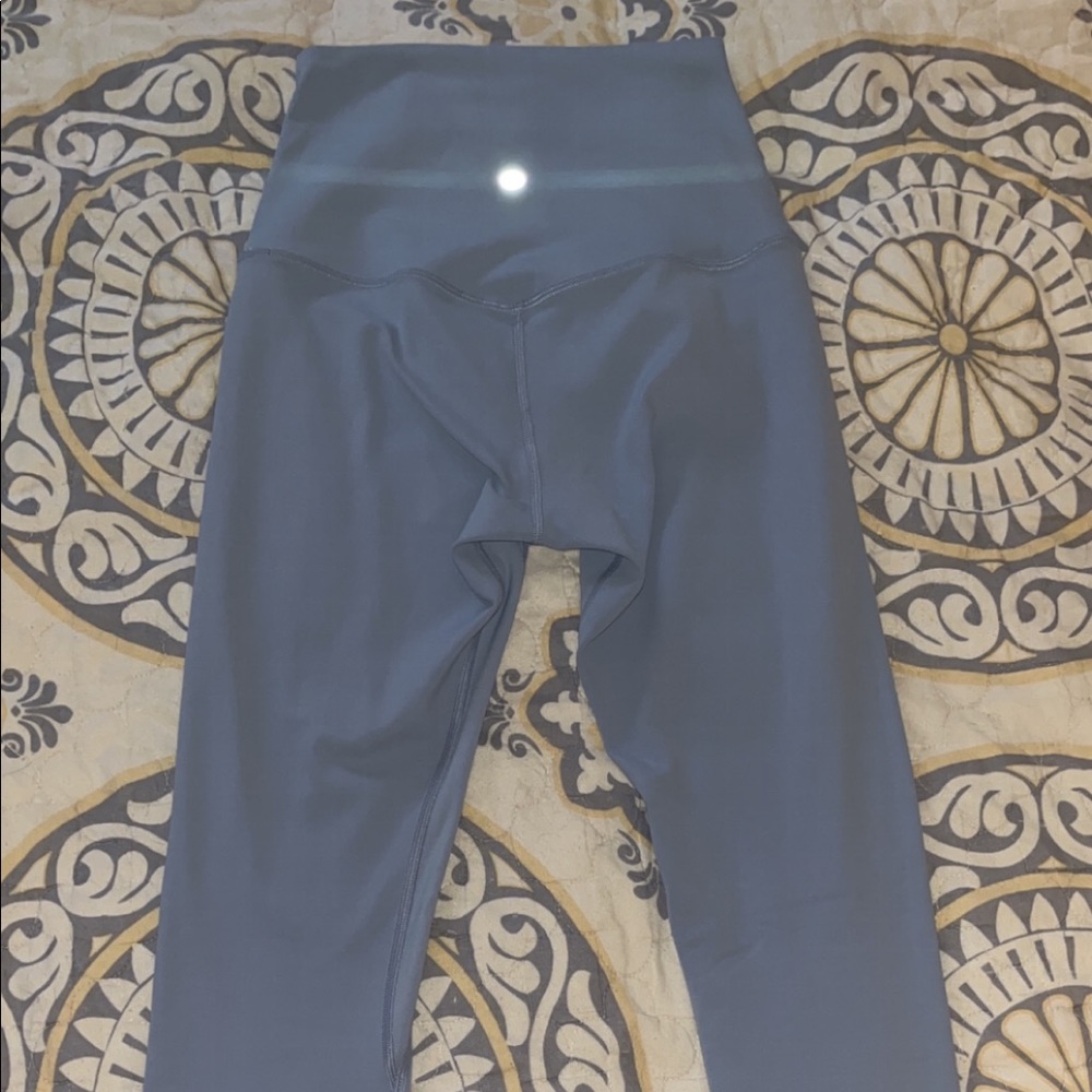 New/unused Size 4 Lululemon Align Chambray 28in